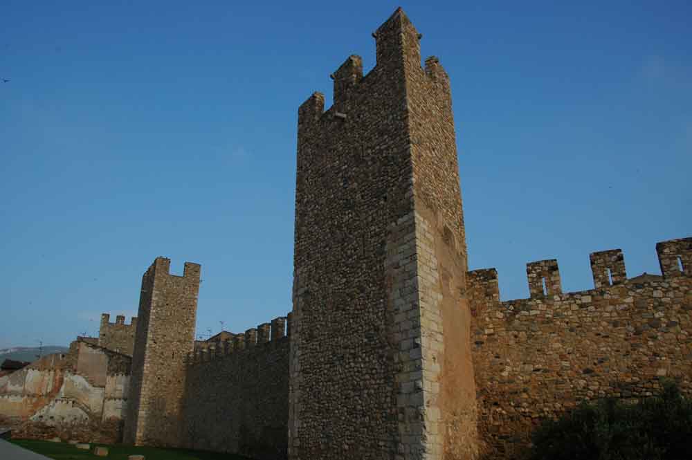 Tarragona - Montblanc 07 - muralla.jpg